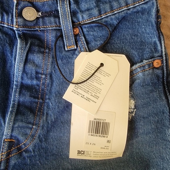 Levi's 501 Cropped Jeans - Picture 3 of 4